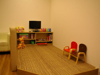 キッズルーム完備でお子様連れでも安心